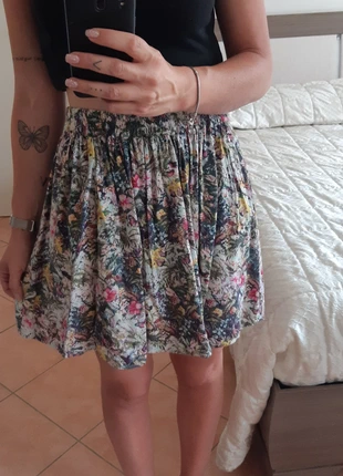 Gonnellina estiva a fiori, brand: Camaïeu, condizioni: Ottime, taglia: M / IT 42 / EU 38, €3.00, €3.85 include la Protezione acquisti