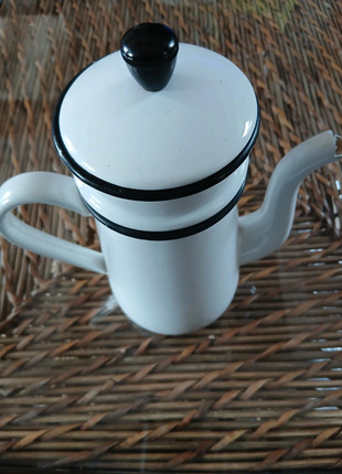 Cafetière ancienne en tôle émaillée, marque: Vintage, état: Très bon état, 11,00 €, 12,25 € Protection acheteurs incluse