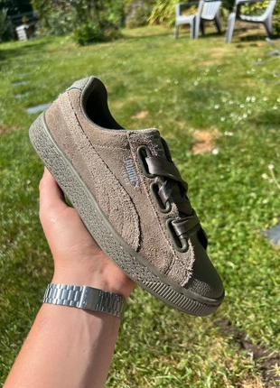 puma suede heart bubble kaki marron, marke: Puma, zustand: Sehr gut, größe: 37, 9,00 €, 10,15 € inklusive Vinted-Käuferschutz