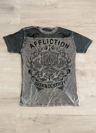 Affliction T-shirt M, marca: Affliction, estado: Muy bueno, tamaño: M, 35,00 €, 37,45 € Protección al comprador incluida