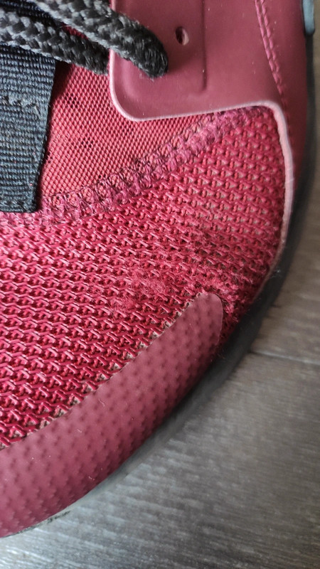 Huarache nere rosse sales