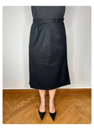 👗 Jupe Noire Marquée à la Taille - Taille 38/M, brand: Vintage Dressing, condition: Very good, size: M / 38 / 10, €16.00, €17.50 includes Buyer Protection Pro