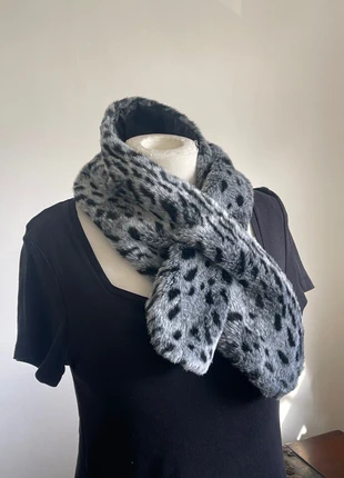 Unleash Your Wild Side: Luxe Faux Siberian Snow Leopard Fur Scarf – Scarf or Bandanna?, condition: Very good, £8.00, £9.10 includes Buyer Protection