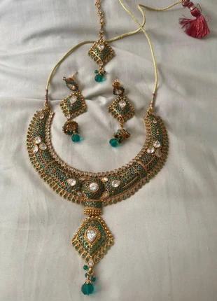 Pakistani ethnic emerald green and gold wedding party jewellery set with necklace, earrings and tika, condition: New without tags, £10.00, £11.20 includes Buyer Protection