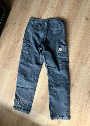 carhartt pants cargo baggy, merk: Carhartt WIP, staat: Heel goed, maat: M, € 17,50, € 19,08 inclusief Kopersbescherming