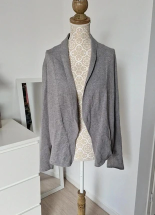 Cardigan léger Camaïeu gris M (38), marke: Camaïeu, zustand: Sehr gut, größe: M / 38 / 10, 6,99 €, 8,04 € inklusive Vinted-Käuferschutz