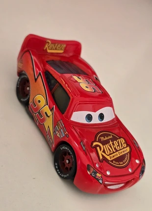 Cars  Rayo McQueen 1:55, merk: Disney, staat: Nieuw zonder prijskaartje, maat: Universeel, € 5,95, € 6,95 inclusief Kopersbescherming