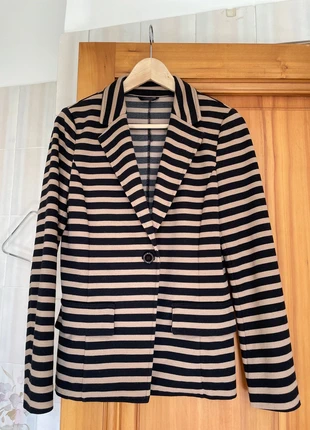 Braun-schwarz gestreifter Damenblazer von Benetton, marca: United Colors of Benetton, estado: Muito bom, tamanho: S / 36 / 8, €3.00, €3.85 inclui Proteção do Comprador