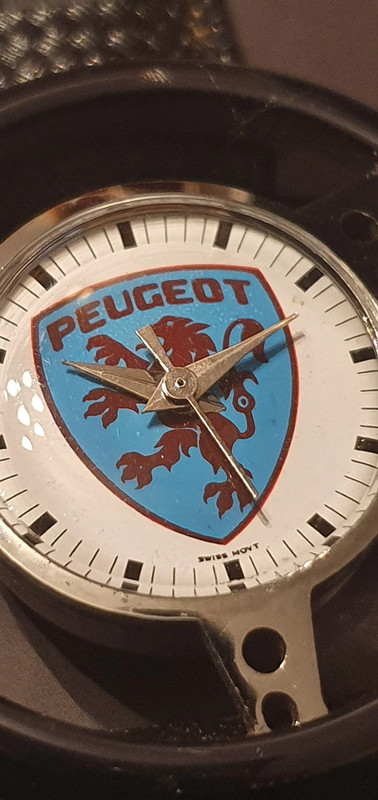 Exceptionnelle montre rallye peugeot sport automobile mecanique