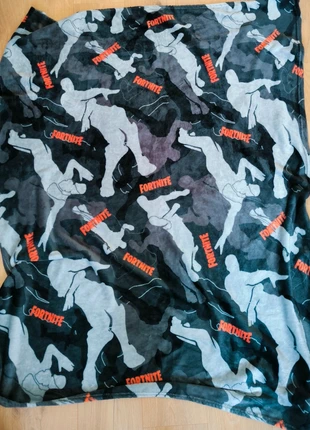Plaid fornite, merk: Fortnite, staat: Heel goed, € 5,00, € 5,95 inclusief Kopersbescherming