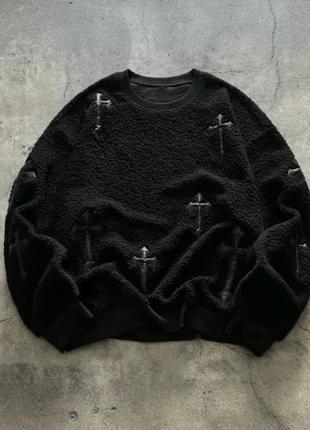 Sweat noir croix gothique – style dark streetwear oversized, état: Très bon état, taille: M, 69,90 €, 74,10 € Protection acheteurs incluse