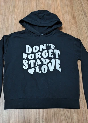 Sweat noir a capuche taille s, marque: Kiabi, état: Très bon état, taille: S / 36 / 8, 4,00 €, 4,90 € Protection acheteurs incluse