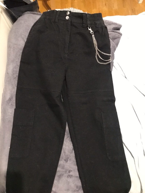 Pantalon ancho negro con goma en cadena bershka - Vinted