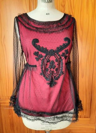 Top en dentelle noir et rouge transparent victorien romantique, marque: Alternative, état: Très bon état, taille: M / 38 / 10, 12,00 €, 13,30 € Protection acheteurs incluse
