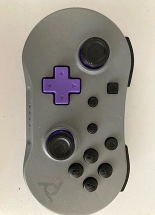 Mannette 8bit, marca: 8BitDo, estado: Novo sem etiquetas, €20.00, €21.70 inclui Proteção do Comprador