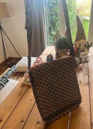 Sisley sac à main, marque: Sisley, état: Bon état, 10,00 €, 11,20 € Protection acheteurs incluse