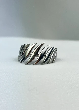 Bague Argentée Ouverte Design Lames Acier Inoxydable Ajustable, marke: CHROME, zustand: Sehr gut, größe: Größenverstellbar, 12,00 €, 13,30 € beinhaltet Vinted-Käuferschutz Pro