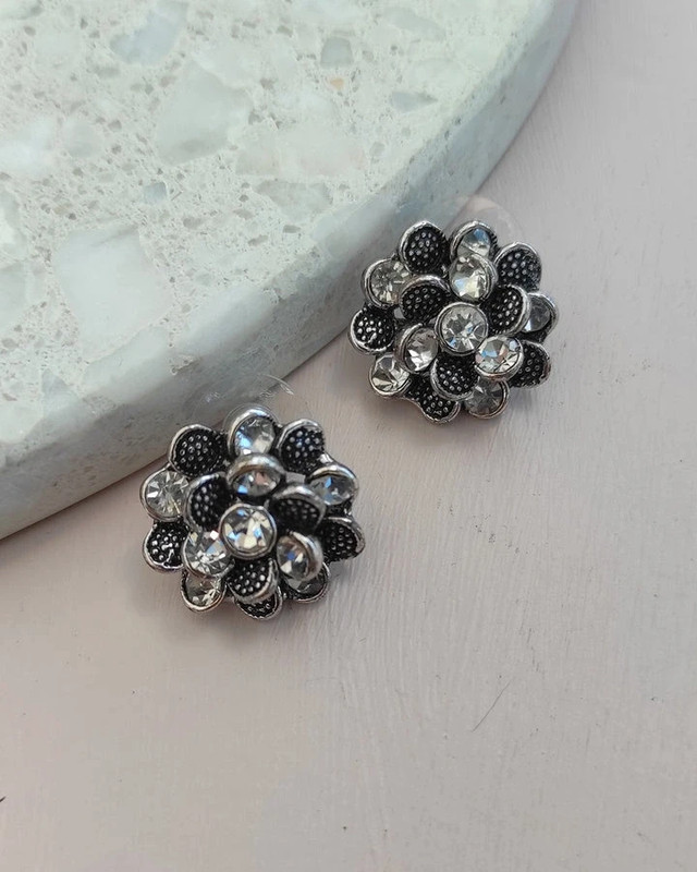 Kagi earrings discount