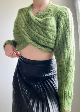 Pull Zara crop torsades , brand: Zara, condizioni: Nuovo senza cartellino, taglia: S / IT 40 / EU 36, €13.00, €14.35 include la Protezione acquisti