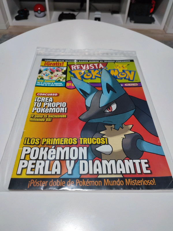 Revista Pokémon N85 con póster doble 1