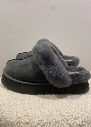 UGG Disquette grises, marke: UGG, zustand: Neu, größe: 39, 75,00 €, 79,45 € inklusive Vinted-Käuferschutz
