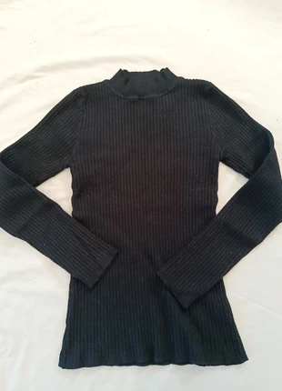 Petit pull moulant noir col montant La Halle taille M, marque: La Halle, état: Très bon état, taille: M / 38 / 10, 1,00 €, 1,75 € Protection acheteurs incluse