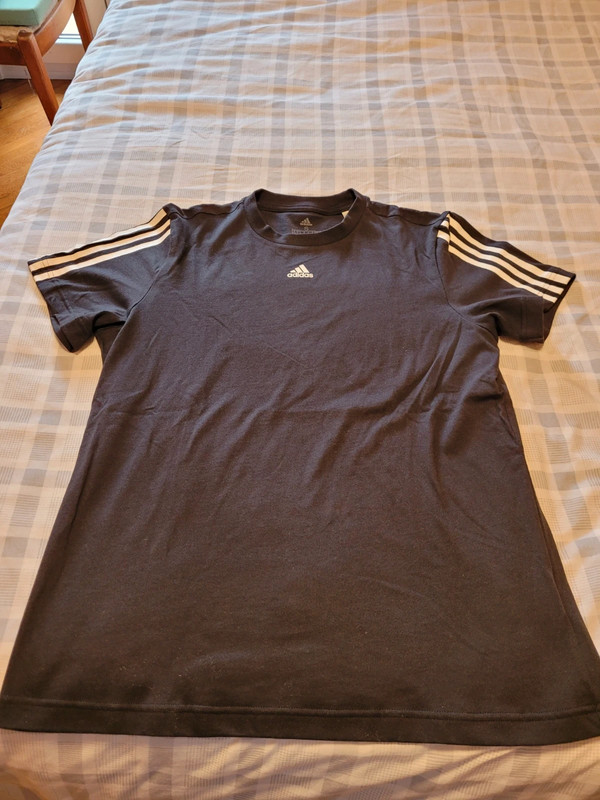 Camiseta adidas 1