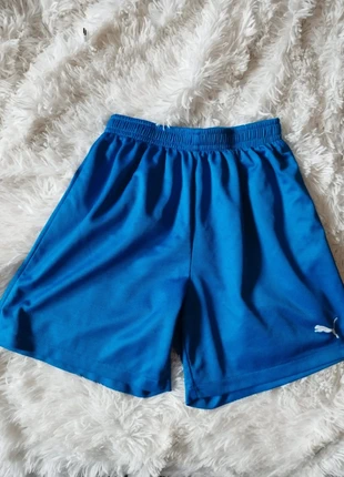 Short Puma, marque: Puma, état: Très bon état, taille: S, 6,00 €, 7,00 € Protection acheteurs incluse