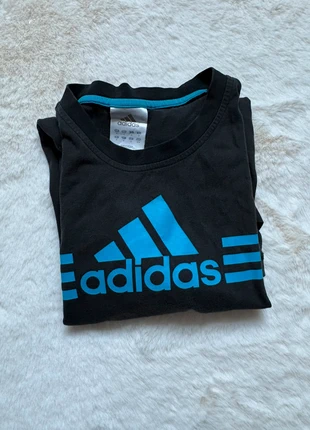 🖤 T-shirt Adidas noir – Taille M, marque: adidas, état: Bon état, taille: M / 38 / 10, 2,00 €, 2,80 € Protection acheteurs incluse