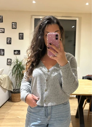 Gilet gris, marke: Primark, zustand: Sehr gut, größe: M / 38 / 10, 7,00 €, 8,05 € inklusive Vinted-Käuferschutz