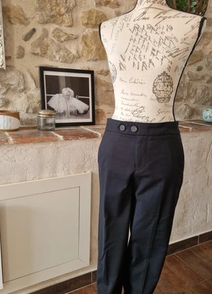 Pantalon droit noir Mango T36, marke: Mango, zustand: Sehr gut, größe: S / 36 / 8, 5,00 €, 5,95 € inklusive Vinted-Käuferschutz