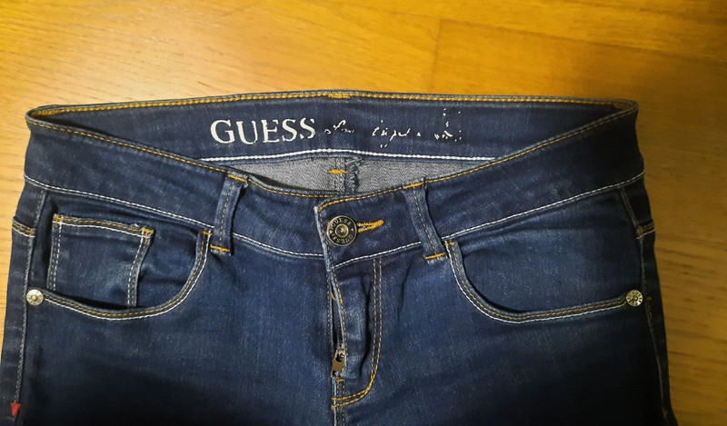 Jeans elasticizzati low waist y2k GUESS 1