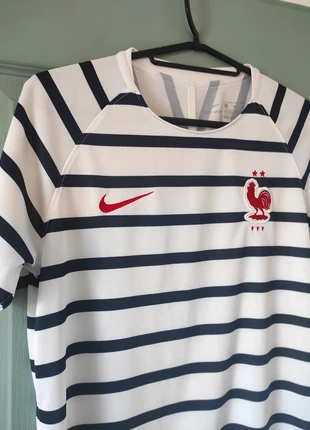 Maillot foot football Nike EDF équipe de France FFF Mbappé Dembelé barcola doué marinière, marque: Nike, état: Très bon état, taille: XS, 9,50 €, 10,68 € Protection acheteurs incluse