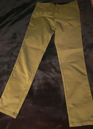 Pantalone taglia 30x32, marque: Carhartt, état: Neuf sans étiquette, taille: S, 25,00 €, 26,95 € Protection acheteurs incluse