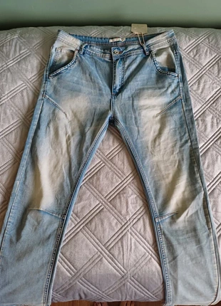 Nieuwe Slim Fit jeans Shiny Design - mt 42, brand: Shiny, condizioni: Nuovo con cartellino, taglia: XL / IT 46 / EU 42, €5.00, €5.95 include la Protezione acquisti