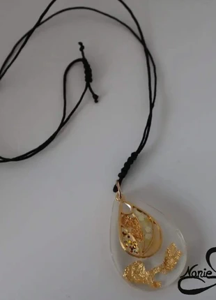 Pendentif en résine avec des feuilles d'or !! , marke: Fait Main, zustand: Neu, 10,00 €, 11,20 € inklusive Vinted-Käuferschutz