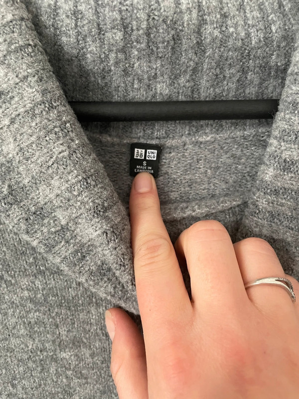 Robe pull colle roulé Uniqlo 4