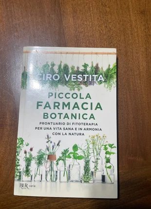 Piccola Farmacia Botanica Ciro Vestita, condizioni: Nuovo con cartellino, €10.00, €11.20 include la Protezione acquisti