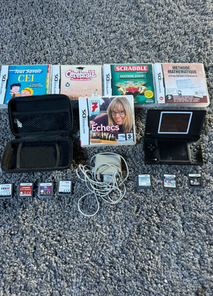 Lot Nintendo DS - Console + 11 jeux + accessoires !, marque: Nintendo, état: Très bon état, 60,00 €, 63,70 € Protection acheteurs incluse