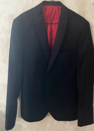 Costume noir Devred intérieur rouge élégant - taille 50, marca: Devred, estado: Nuevo sin etiquetas, tamaño: 50, 20,00 €, 21,70 € Protección al comprador incluida