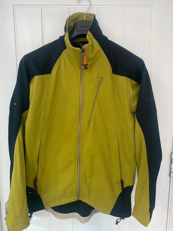 Berghaus windstopper | Vinted