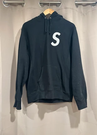 Supreme S Logo Hoodie, marke: Supreme, zustand: Sehr gut, größe: M, 100,00 €, 105,70 € inklusive Vinted-Käuferschutz