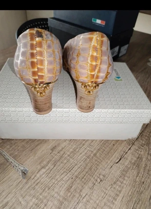 Scarpa donna, ottime, misura 35,comoda, marque: Donna, état: Très bon état, taille: 35, 3,00 €, 3,85 € Protection acheteurs incluse