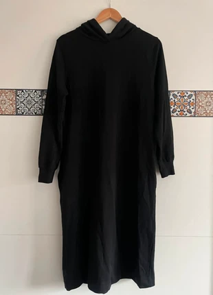 Vestido deportivo, marca: Zara, estado: Bueno, tamaño: M / 38 / 10, 5,00 €, 5,95 € Protección al comprador incluida