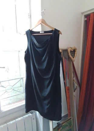 Petite robe noire, marque: Yessica, état: Très bon état, taille: 5XL / 50 / 22, 5,00 €, 5,95 € Protection acheteurs incluse