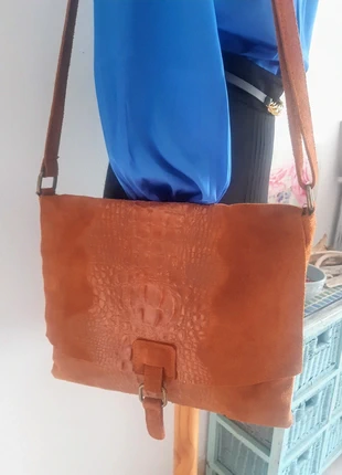 Bolso de piel de serraje 👌, brand: Made In Italy, condizioni: Nuovo con cartellino, €32.95, €35.30 include la Protezione acquisti