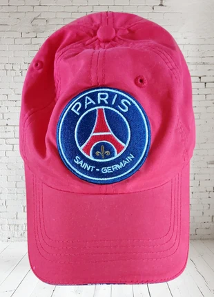 Casquette PSG Officielle Rouge, brand: Paris Saint-Germain, condizioni: Ottime, taglia: Taglia unica, €10.00, €11.20 include la Protezione acquisti