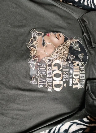 Tshirt, merk: Shein, staat: Nieuw zonder prijskaartje, maat: L / 40 / 12, € 4,00, € 4,90 inclusief Kopersbescherming