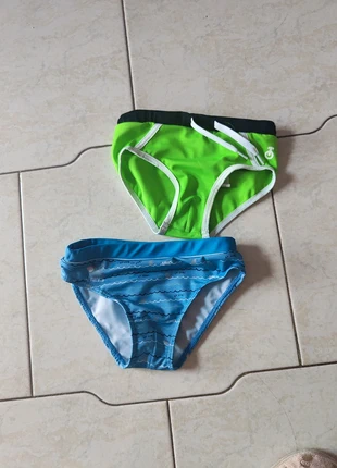 Costume bambino 4 anni, brand: JAWS, condizioni: Ottime, taglia: 4 anni / 104 cm, €1.90, €2.70 include la Protezione acquisti