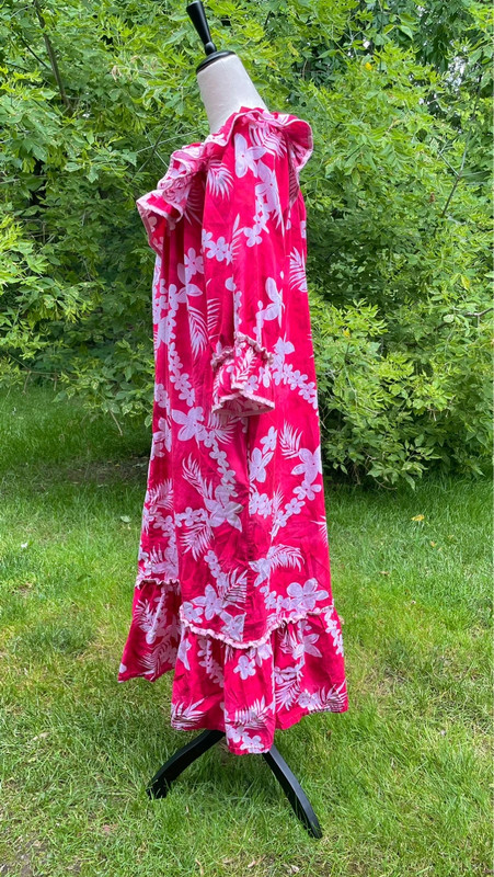 Vintage Hot Pink Hawaiian Print White Long Ruffle MuuMuu 3